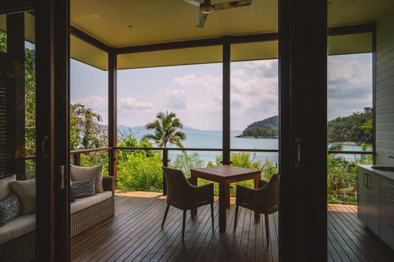 Palm Bay Resort ลองไอส์แลนด์ ภายนอก รูปภาพ